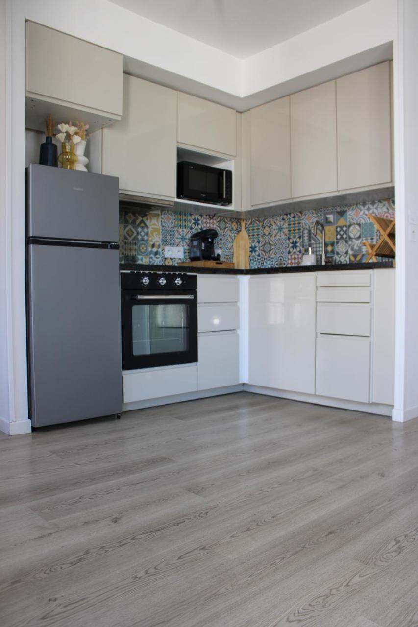 רומנוויל Appartement Elegant Et Lumineux מראה חיצוני תמונה
