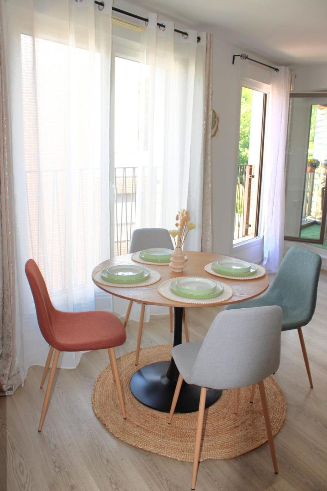 רומנוויל Appartement Elegant Et Lumineux מראה חיצוני תמונה
